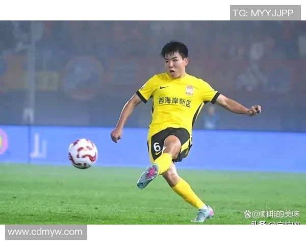 徐彬中场调度引领球队战术革新助力胜利之路 徐彬中场调度引领球队战术革新助力胜利之路