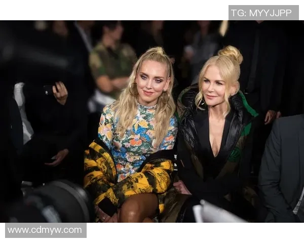 米兰首届国际时尚周盛大开幕,全球时尚界名流与设计师齐聚一堂 米兰首届国际时尚周盛大开幕,全球时尚界名流与设计师齐聚一堂